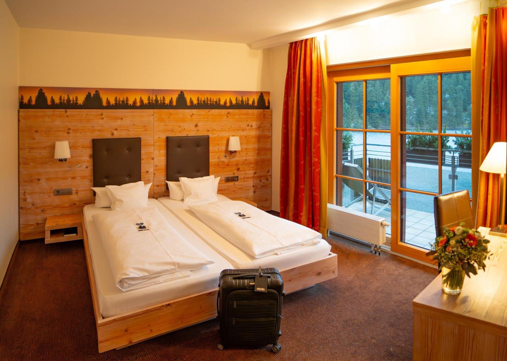 Berghotel Mummelsee 제바흐 외부 사진